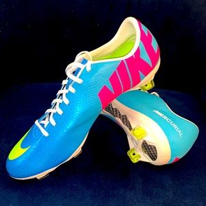 NEW Nike Mercurial Men's 9.5 Cleats